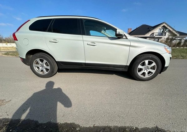 Volvo XC 60 cena 44000 przebieg: 326600, rok produkcji 2011 z Częstochowa małe 277